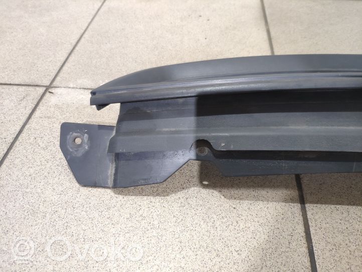 Ford Focus Maskownica / Grill / Atrapa górna chłodnicy 4M518138AE