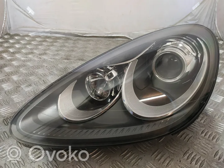 Porsche Cayenne (92A) Lampa przednia 7P5941031R