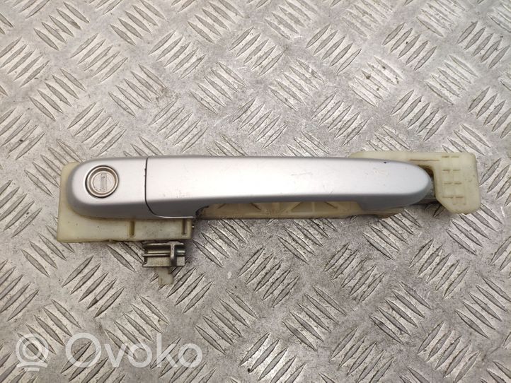 Hyundai Accent Front door exterior handle 