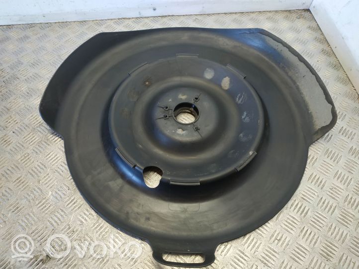 Mercedes-Benz Vito Viano W447 Verkleidung Reserveradmulde Ersatzradmulde A4474030044