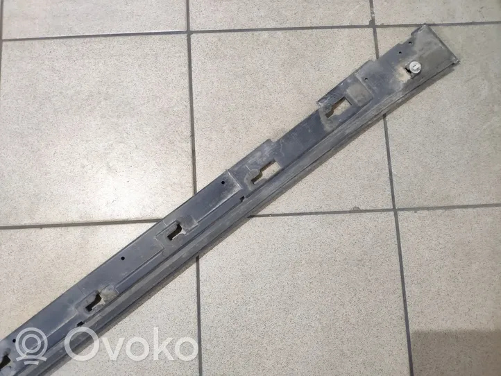 Mazda 6 Listello di supporto del sottoporta GHK150481