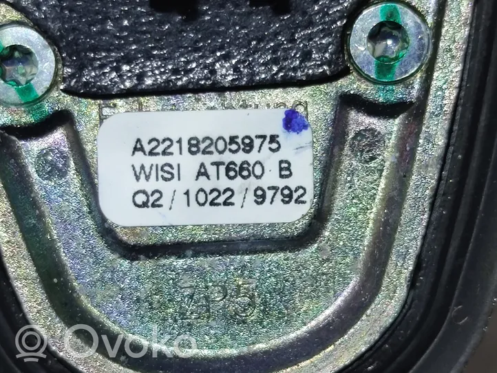 Mercedes-Benz E A207 GPS-pystyantenni A2218205975