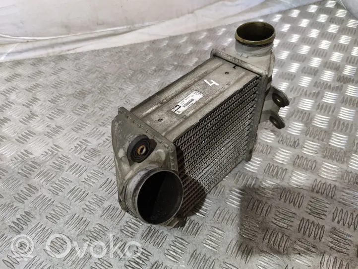 Volkswagen Golf IV Chłodnica powietrza doładowującego / Intercooler 1J0145805