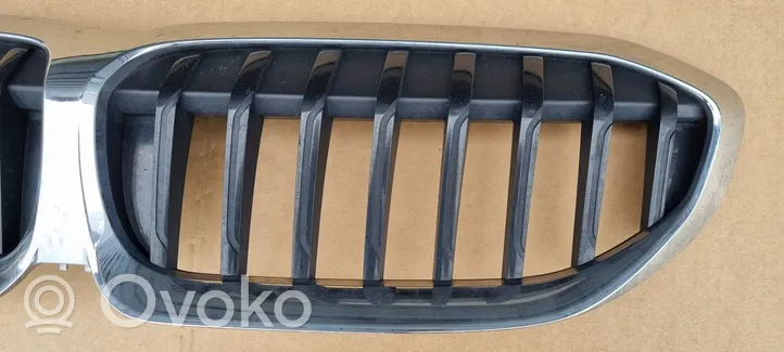 BMW 3 G20 G21 Grille calandre supérieure de pare-chocs avant 511319297610