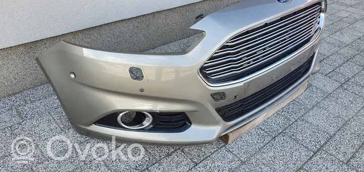 Ford Mondeo MK V Paraurti anteriore 