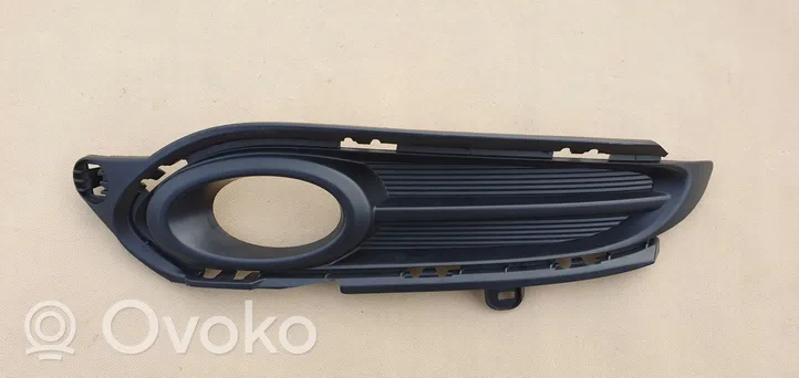 Honda HR-V Front bumper lower grill 