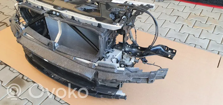 BMW 7 G11 G12 Priekio detalių komplektas 13435113