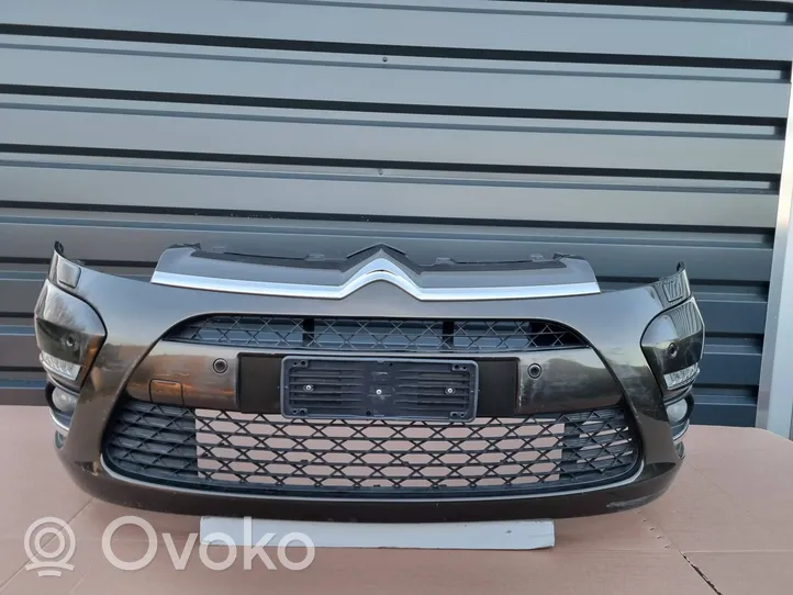 Citroen C4 I Picasso Передний бампер 9680402277