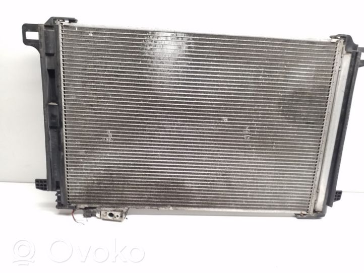 Mercedes-Benz C W204 Radiateur condenseur de climatisation A2045000554