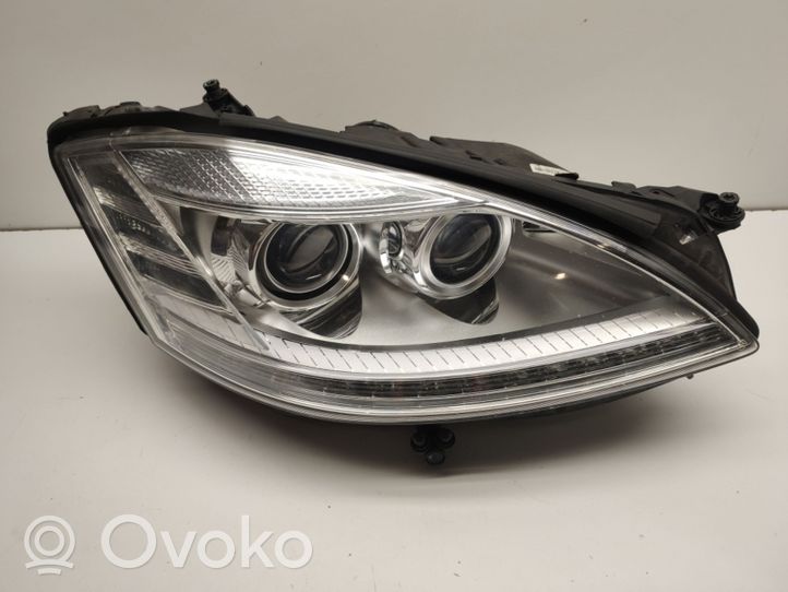 Mercedes-Benz S W221 Lampa przednia A2218202839