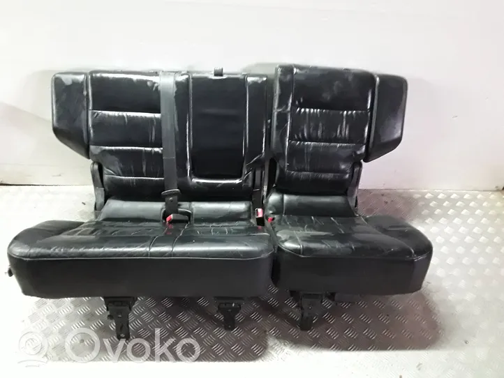 Mitsubishi Pajero Seat set 