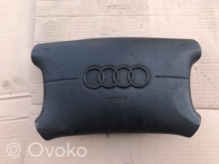 Audi A6 S6 C4 4A Vairo oro pagalvė 