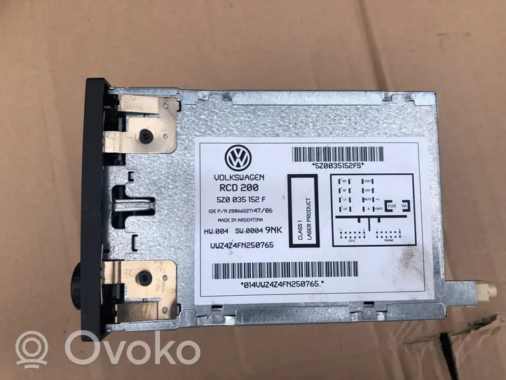 Volkswagen Fox Radio/CD/DVD/GPS-pääyksikkö 5Z0035152