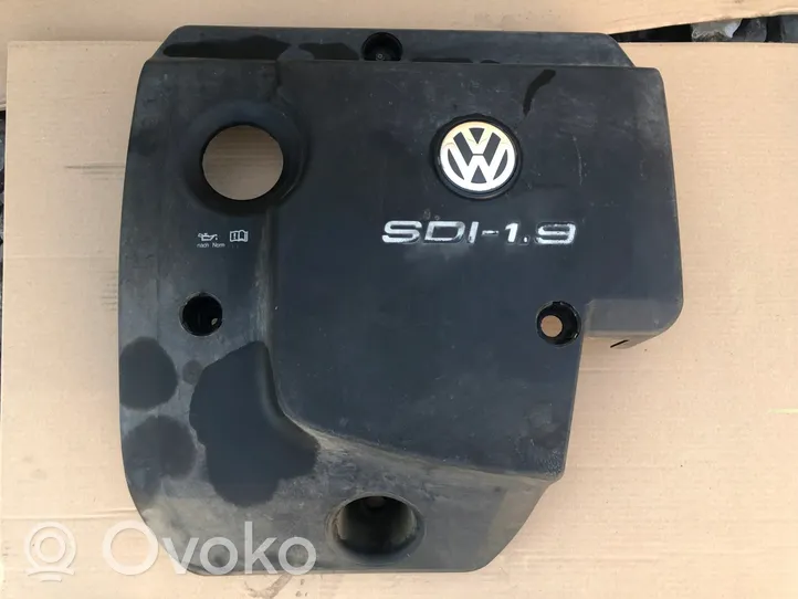 Volkswagen Bora Copri motore (rivestimento) 038103925