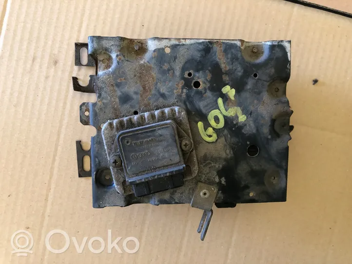 Volkswagen Golf II Sterownik / Moduł ECU 0280000621