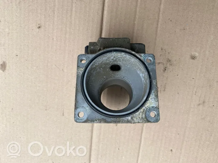 Nissan Serena Misuratore di portata d'aria 2268057Y00