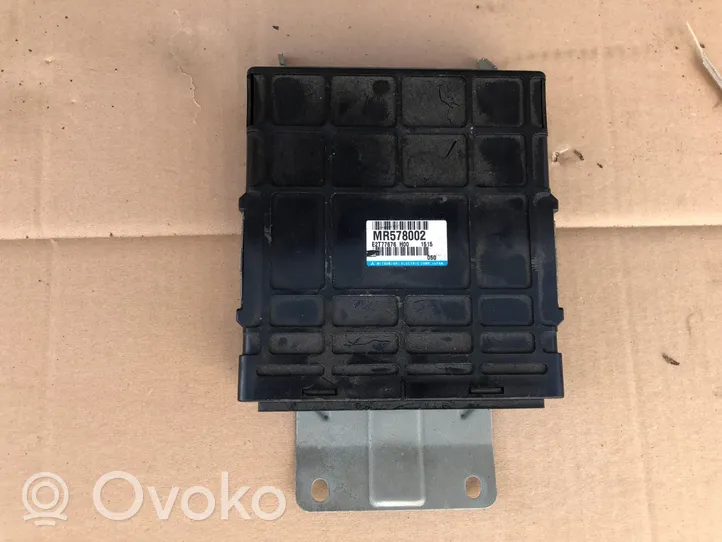 Mitsubishi Carisma Juego de cerradura y set ECU del motor MR578002