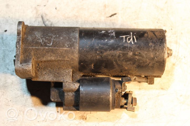 Volkswagen PASSAT B5 Starter motor 0001115002