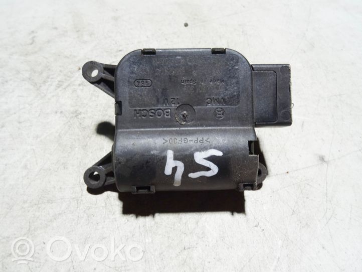 Audi A4 S4 B6 8E 8H Silniczek nagrzewnicy 8E1820511B