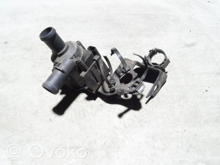 Audi A4 S4 B8 8K Pompe à eau de liquide de refroidissement 06H121601J