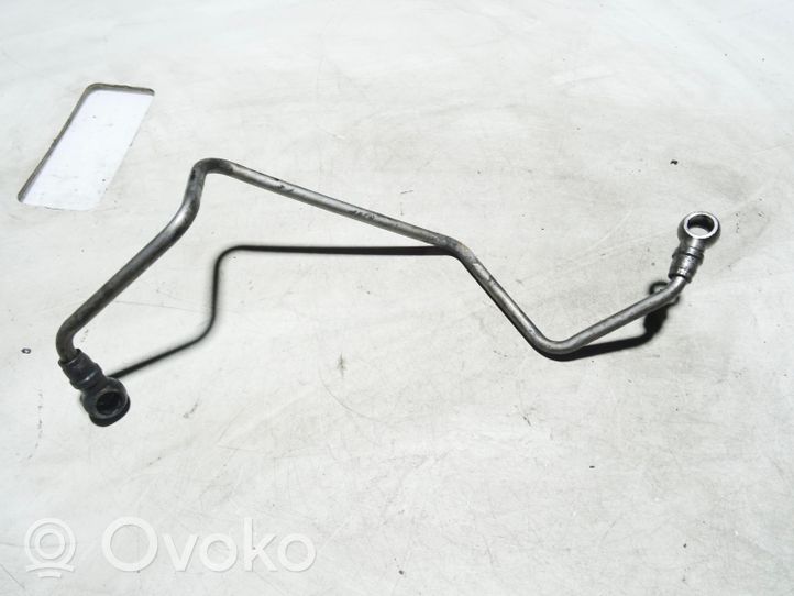 Volvo C30 Turbo turbocharger oiling pipe/hose 