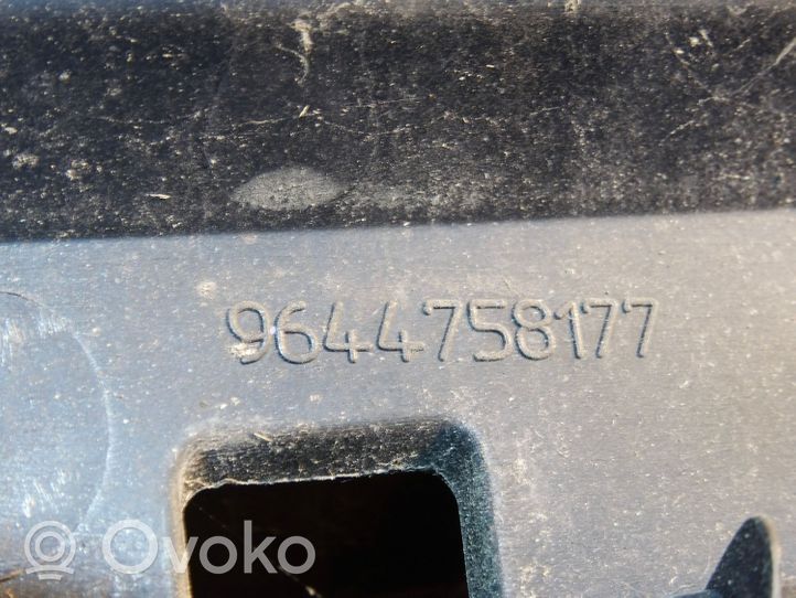 Citroen Berlingo Etusäleikkö 9644758177