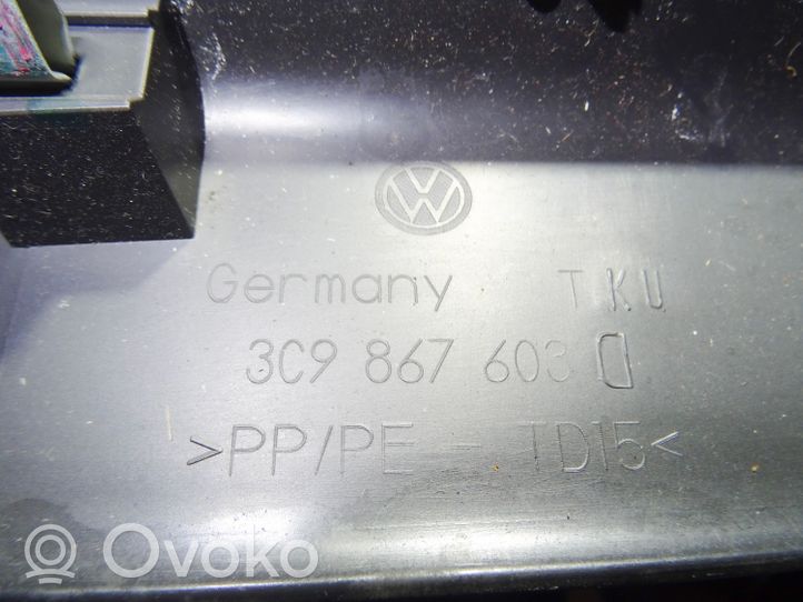 Volkswagen PASSAT B7 Takaluukun/tavaratilan ylempi verhoilu 3C9867603D