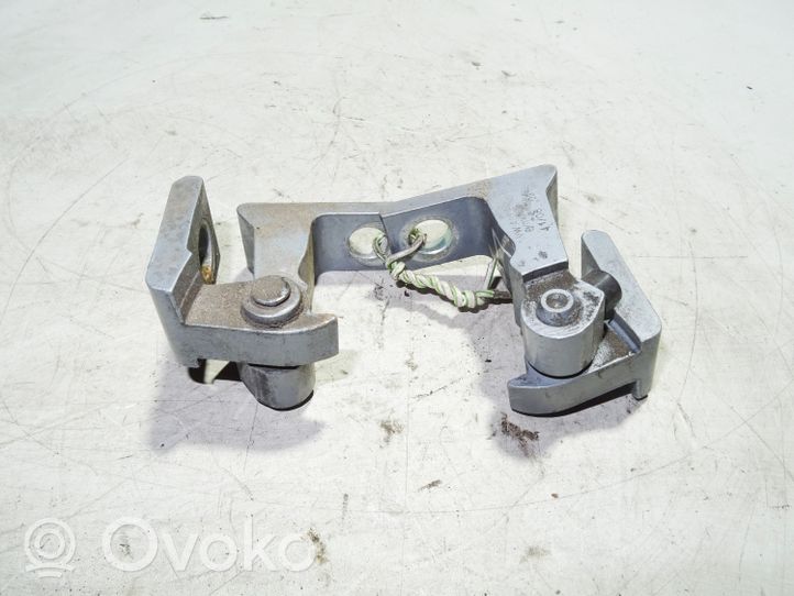 Audi A4 S4 B8 8K Cerniera superiore della portiera anteriore 8K0831401E