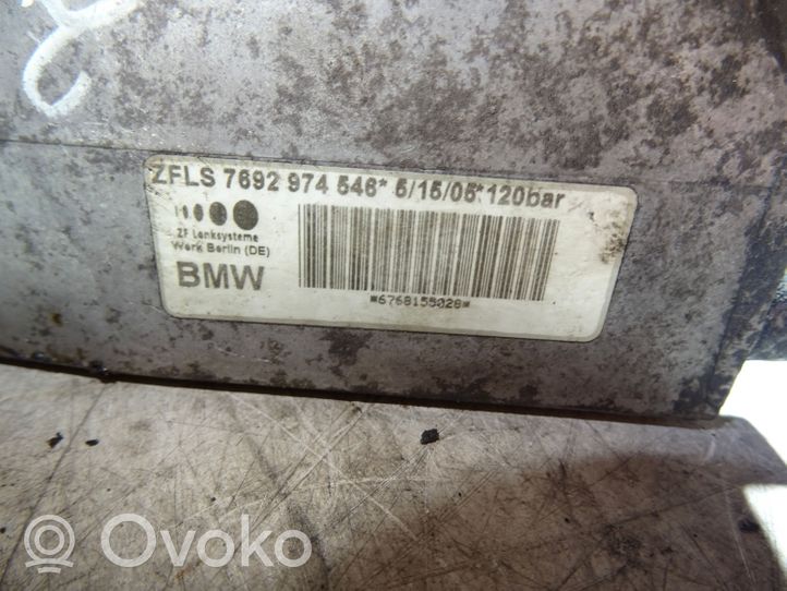 BMW 3 E90 E91 Mocowanie pompy wspomagania układu kierowniczego 7794455