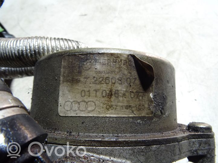 Audi A6 S6 C5 4B Pompe à vide 72260807