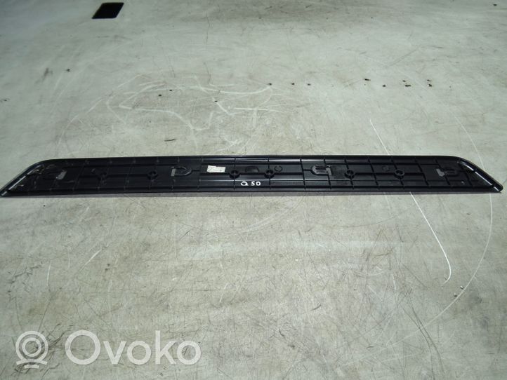 Infiniti Q50 Etuoven kynnyksen suojalista 769B04GA0A