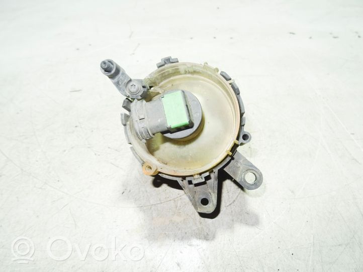 Volvo C30 Feu antibrouillard avant 0305065002