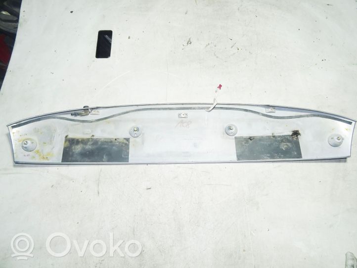 BMW 3 E46 Spoiler tylnej szyby klapy bagażnika 8235987