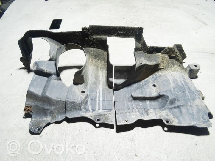 BMW 5 GT F07 Couvre-soubassement avant 51757185169