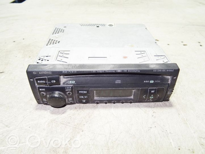 BMW 3 E36 Radio/CD/DVD/GPS-pääyksikkö GRUNDIGSCD5390