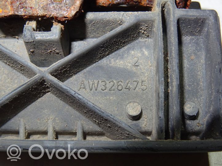 Mitsubishi Sigma Wspornik/klamka zewnętrzna drzwi załadunkowych AW326475