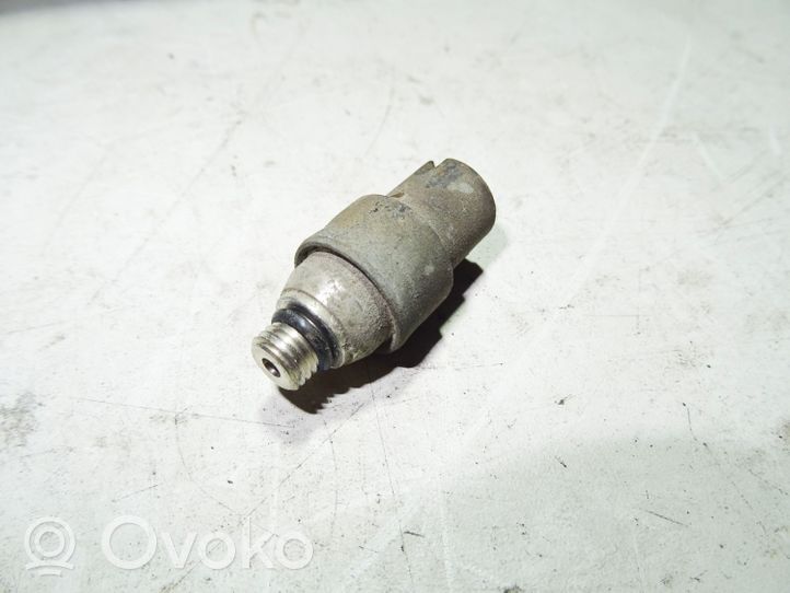 Volkswagen Phaeton Air suspension valve block 