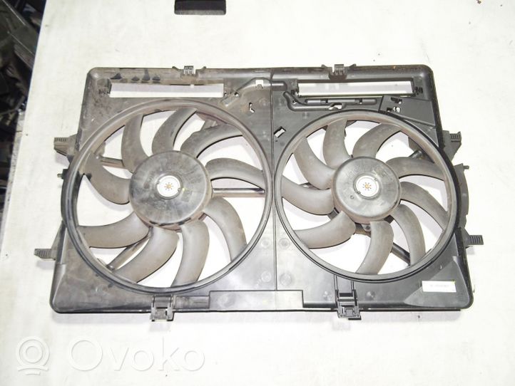 Audi A5 8T 8F Ventilatoru komplekts 8K0121003AE