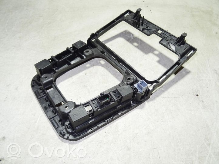 Volkswagen PASSAT B8 Rivestimento in plastica cornice della leva del cambio 3G1864263