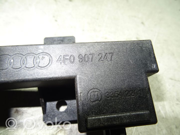 Audi A6 S6 C6 4F Antenne intérieure accès confort 4F0907247