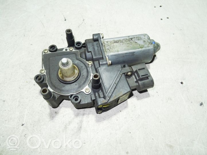 Audi A8 S8 D2 4D Moteur de lève-vitre de porte avant 4D0959802E