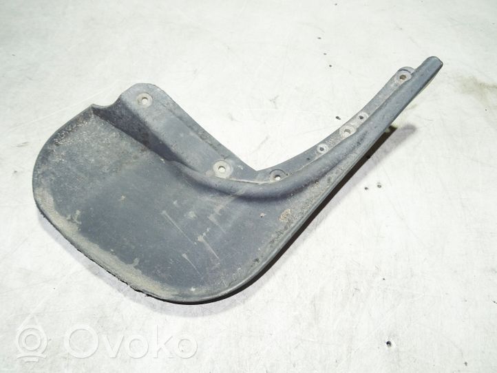 Volkswagen Caddy Rear mudguard 2K0075101