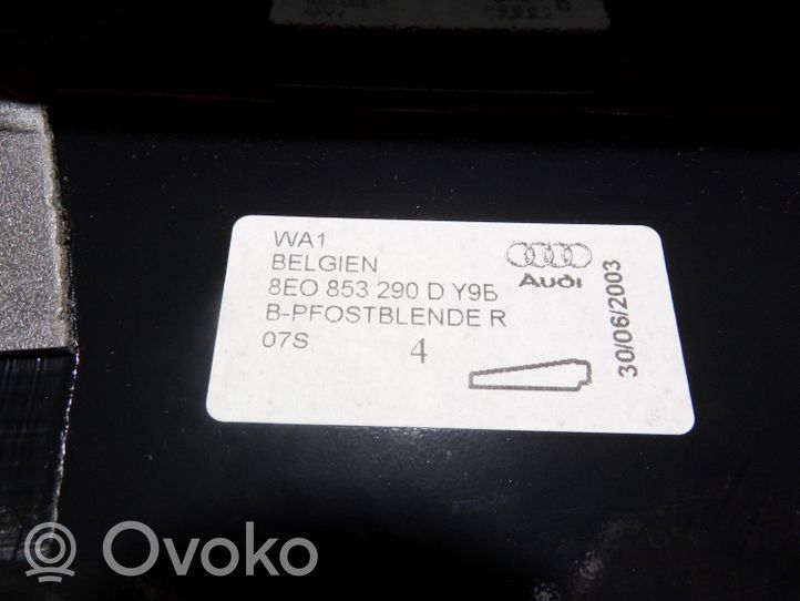 Audi A4 S4 B6 8E 8H Priekinių durų stiklo apdaila 8E0853290D