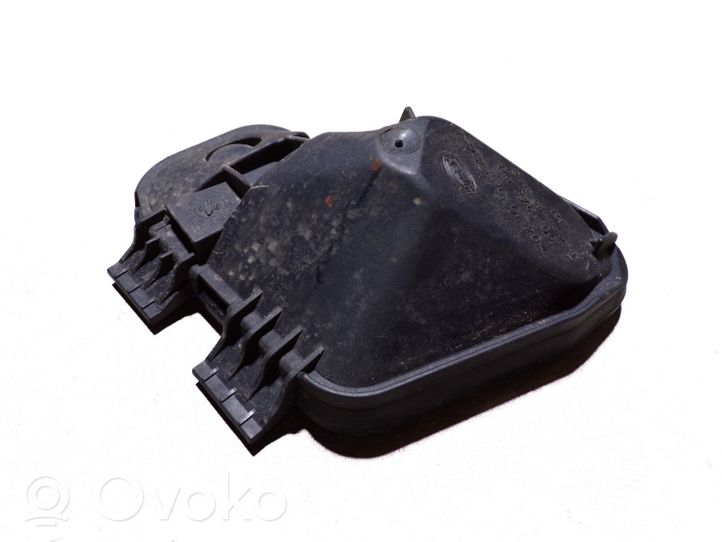 Audi A6 S6 C4 4A Parapolvere per faro/fanale 14137600