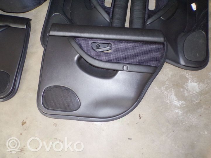 Subaru Legacy Kit intérieur 