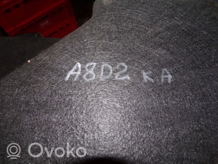 Audi A8 S8 D2 4D Dolny panel schowka koła zapasowego 4D0863881B