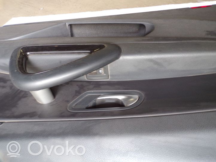 Volkswagen Scirocco Apmušimas priekinių durų (obšifke) 1K8867011