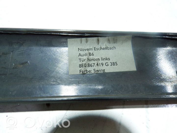 Audi A4 S4 B6 8E 8H Baguette moulure de porte arrière 8E0867419G