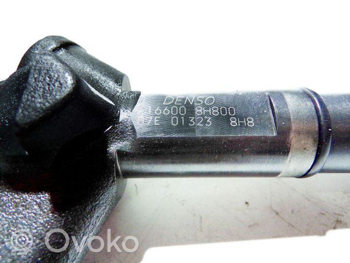 Nissan X-Trail T30 Injecteur de carburant 166008H800