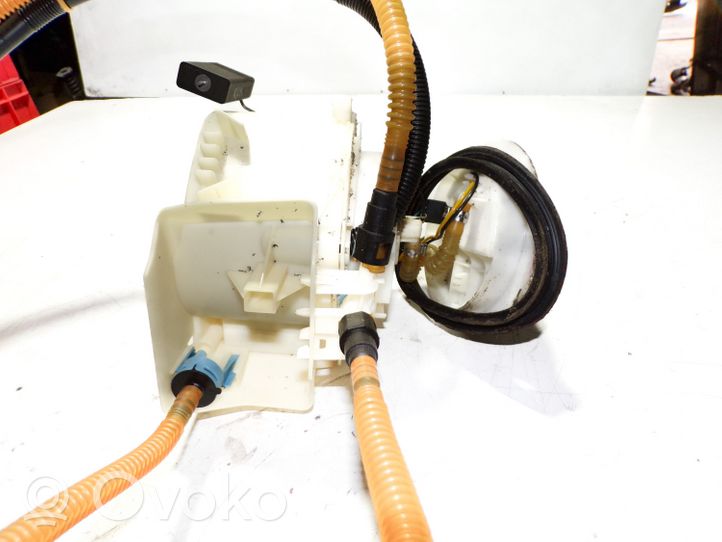 Audi A4 S4 B6 8E 8H Fuel injection high pressure pump 8E0201317N